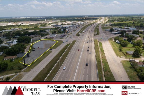 182 North McLennan Drive, Elm Mott, TX 76640